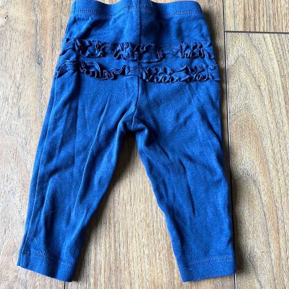 Ruffled Butt Leggings